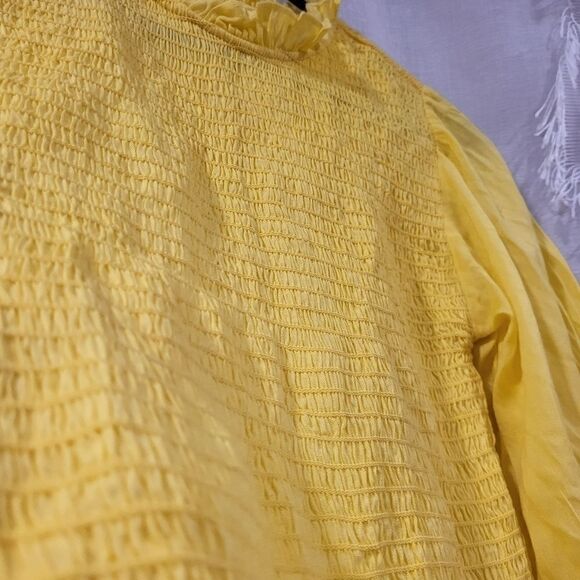 Bright Yellow Size Large Smocked Top - Picture 7 of 9